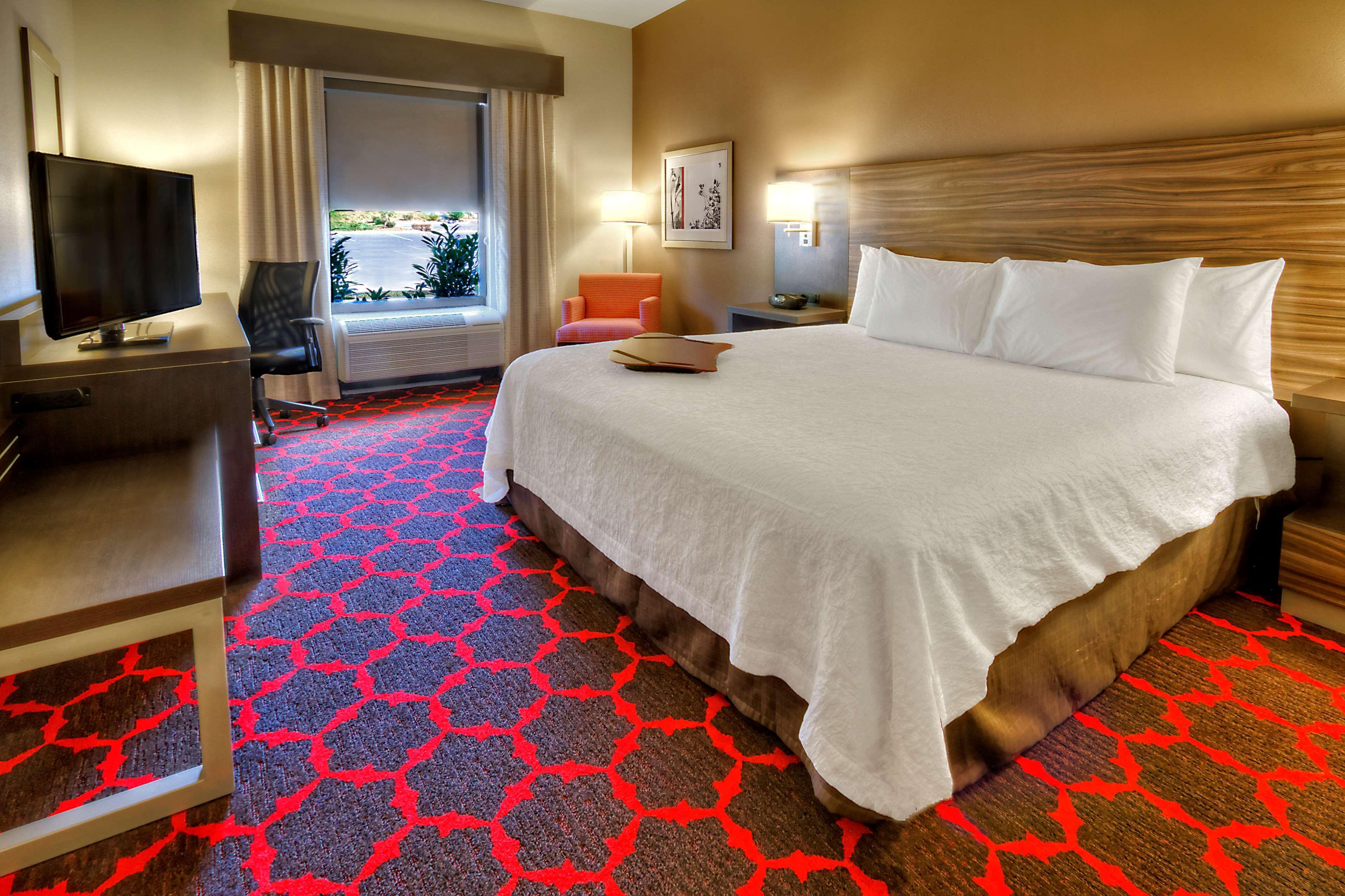 Hampton Inn קוקוויל מראה חיצוני תמונה