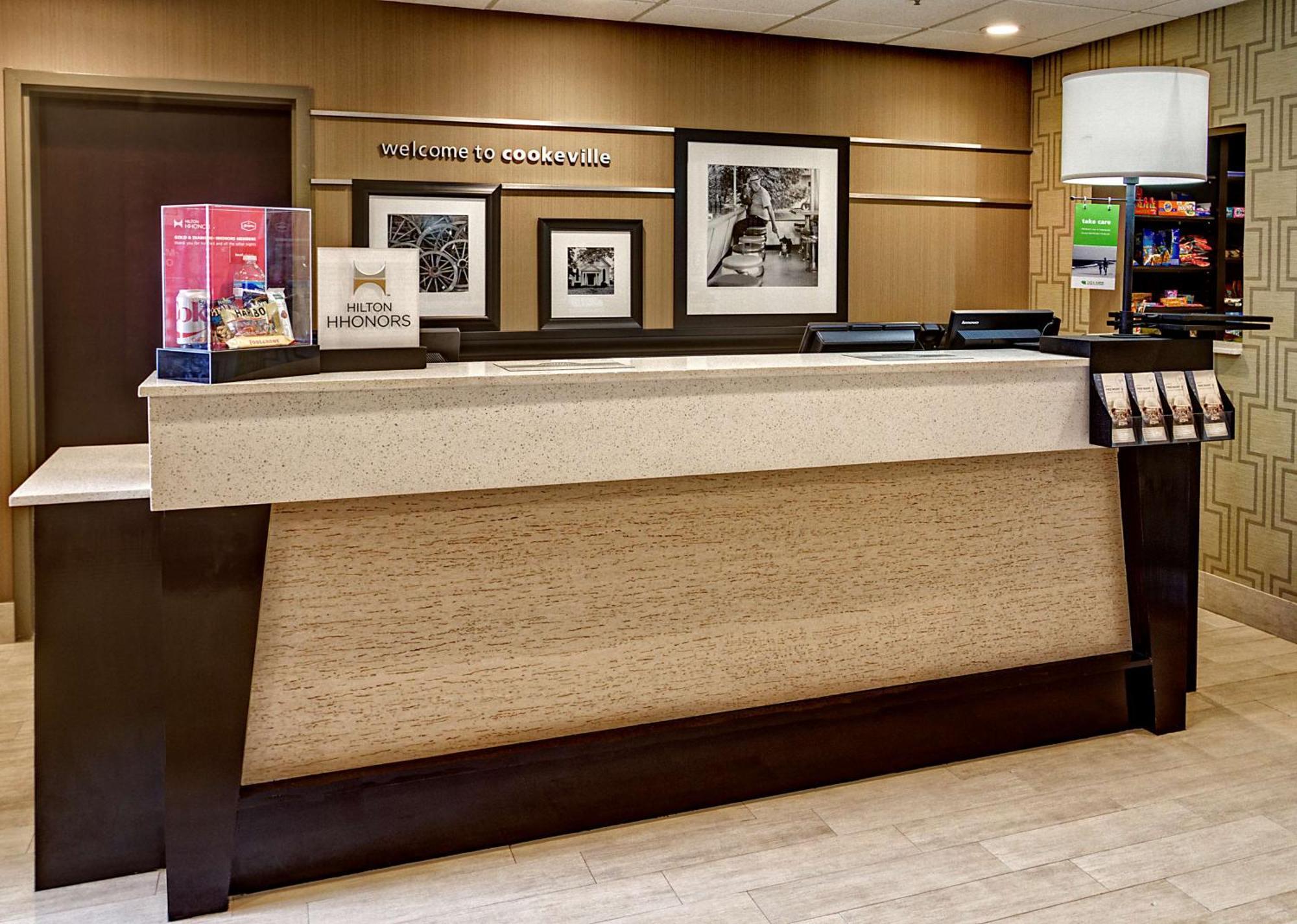 Hampton Inn קוקוויל מראה חיצוני תמונה